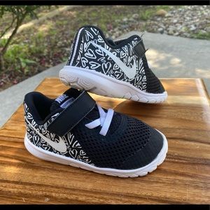 Toddler Nike Tennis Shoes